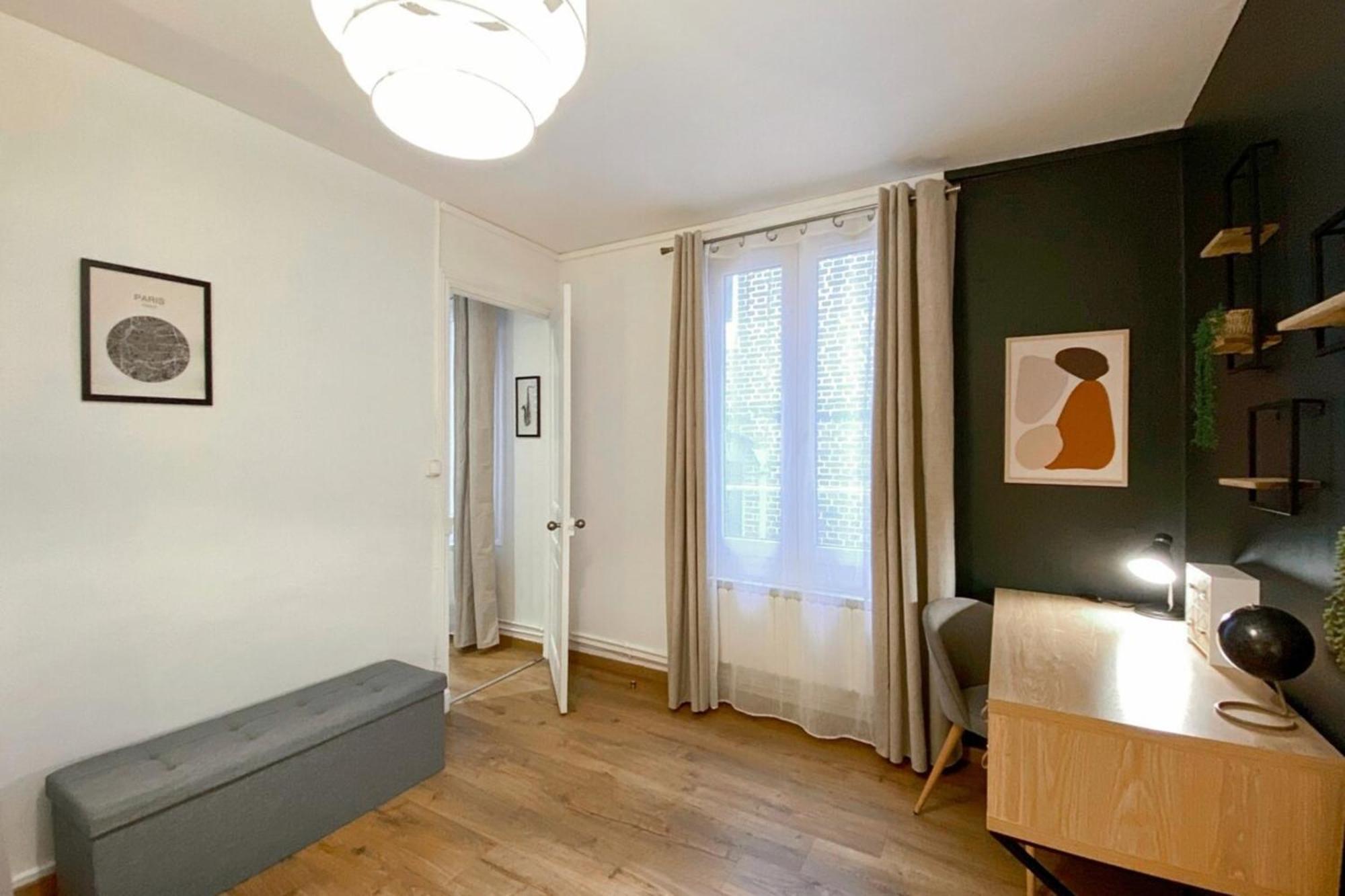 Pierre Proche Place Saint Marc * Rouen