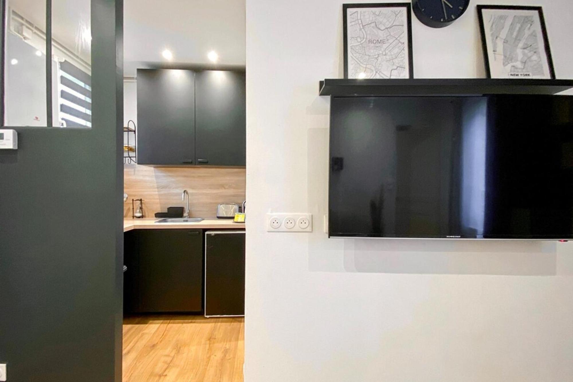 Apartment Pierre Proche Place Saint Marc